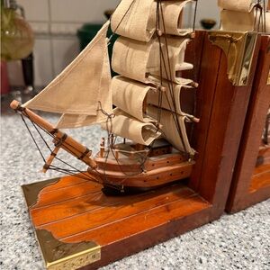 Vintage Ship Wood Bookends Set of 2 Clipper Boat Sails Nautical Schooner